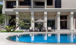 The Colonnade (D10), Condominium #443844381